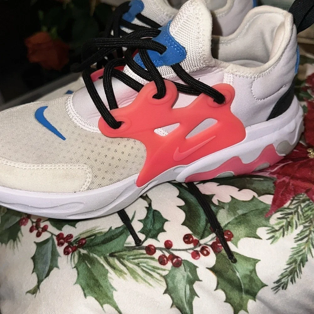 Nike Hyper React Presto GS, Pink/White‎ Size 4.5Y
